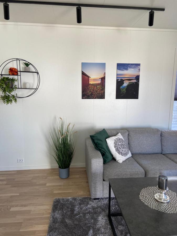 Veien Til Senja Apartment Finnsnes Luaran gambar