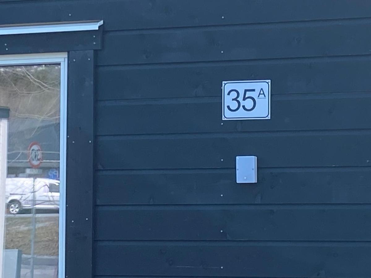 Veien Til Senja Apartment Finnsnes Luaran gambar